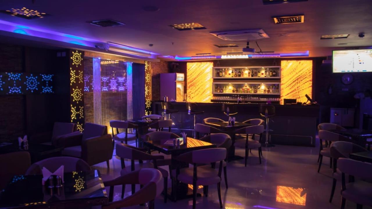 Hotel Srr Grand Ченнаї Екстер'єр фото