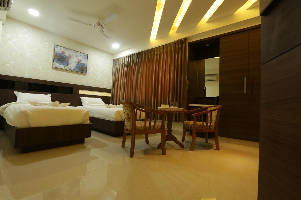 Hotel Srr Grand Ченнаї Екстер'єр фото
